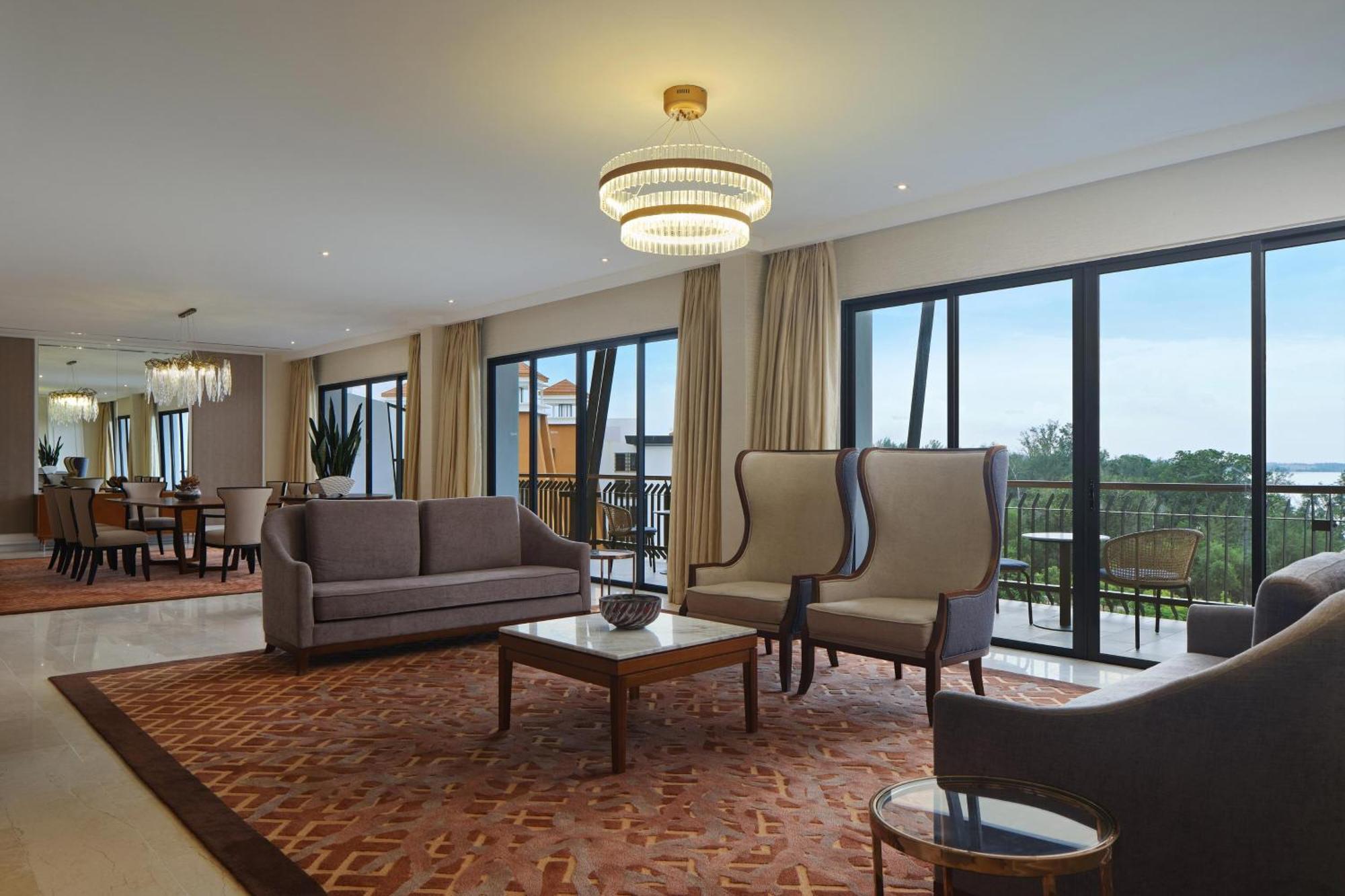 The Westin Desaru Coast Resort Zewnętrze zdjęcie A living room in a suite at the Westin Kuala Lumpur