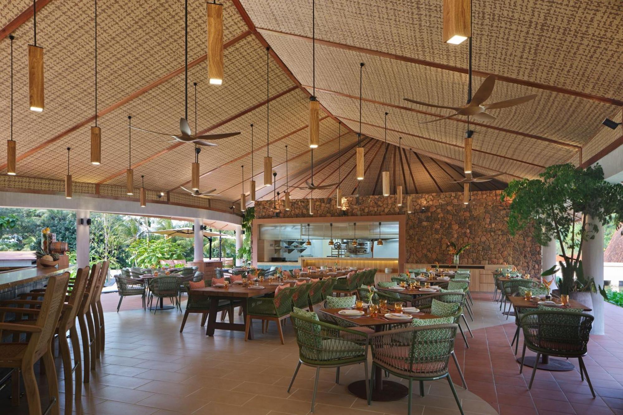 The Westin Desaru Coast Resort Zewnętrze zdjęcie The interior of the restaurant